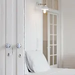 Updated Fully Equipped Comfortable With Sea View * Lisboa