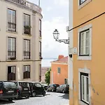 Updated Fully Equipped Comfortable With Sea View Apartamento Lisboa