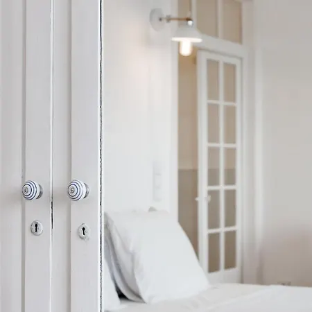 Updated Fully Equipped Comfortable With Sea View * Lisboa