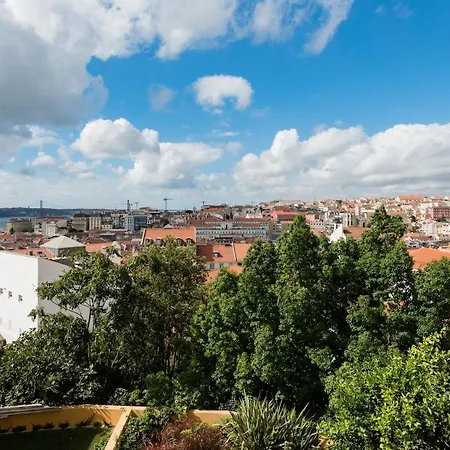 Updated Fully Equipped Comfortable With Sea View * Lisboa