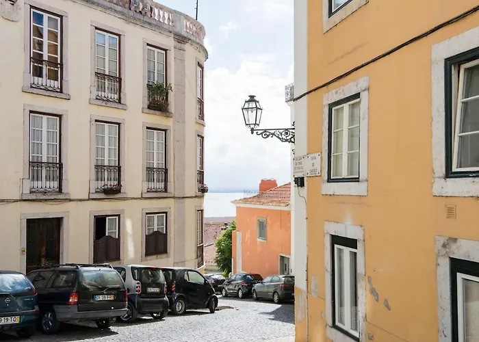 Updated Fully Equipped Comfortable With Sea View Apartman Lisboa