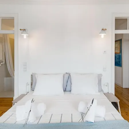 Апартаменти Updated Fully Equipped Comfortable With Sea View