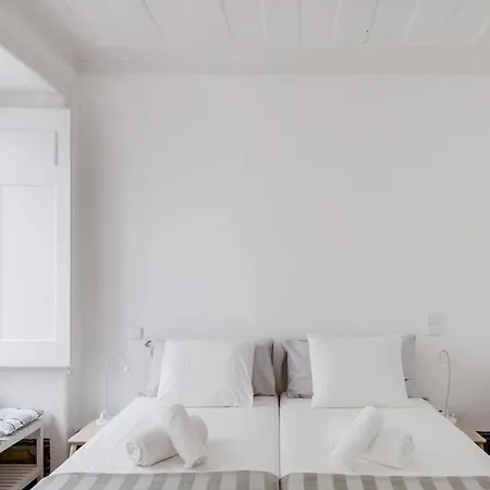 Updated Fully Equipped Comfortable With Sea View *