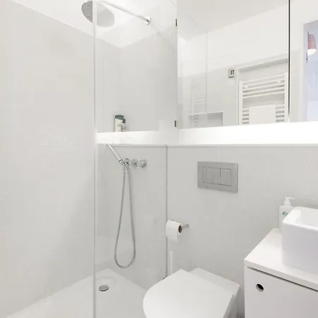 Updated Fully Equipped Comfortable With Sea View *