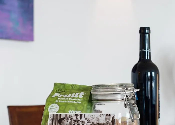 Updated Fully Equipped Comfortable With Sea View Lissabon